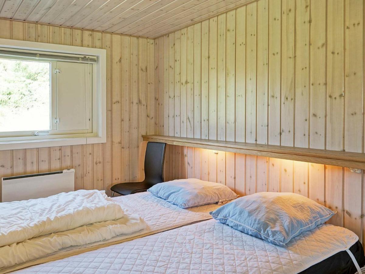 12 Person Holiday Home In Aakirkeby Vester Somarken Bagian luar foto