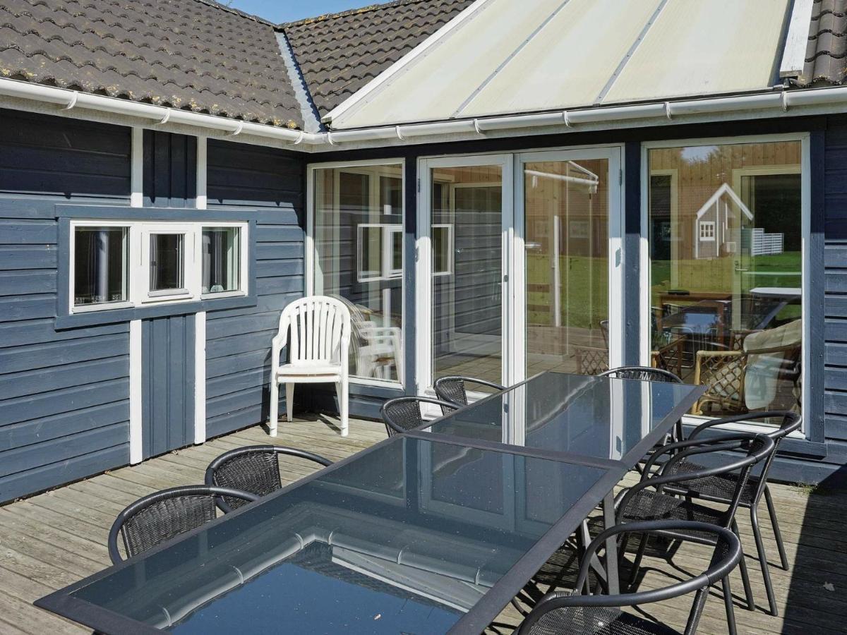12 Person Holiday Home In Aakirkeby Vester Somarken Bagian luar foto